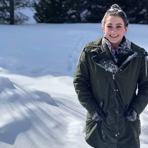 Meet your Posher, Brooke